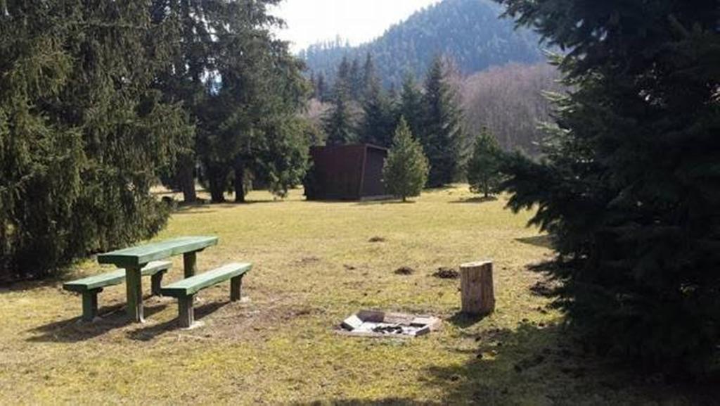 Borova Sihot Atc And Penzion Liptovský Hrádok Exterior foto