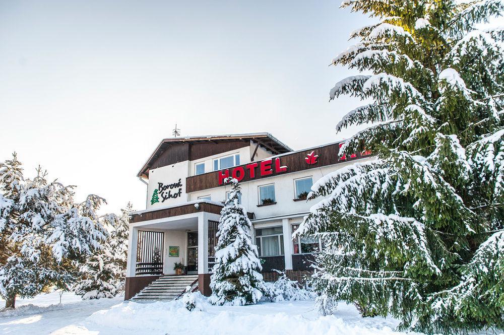 Borova Sihot Atc And Penzion Liptovský Hrádok Exterior foto